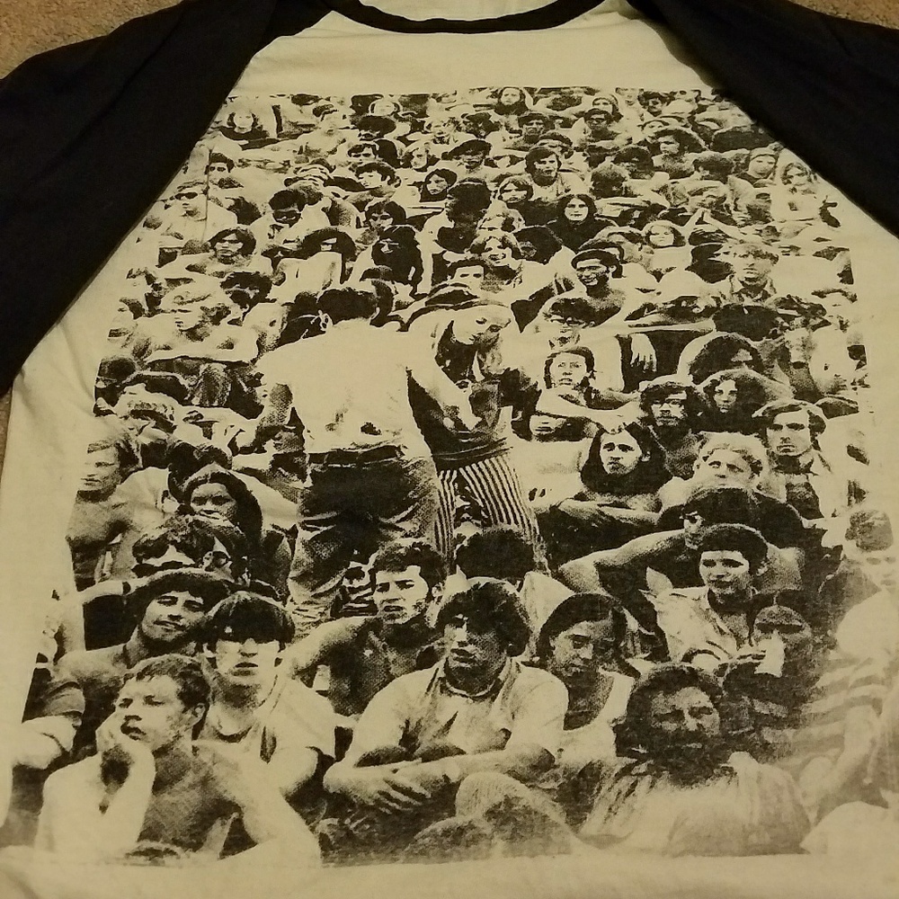 Cool 3/4 sleeved Woodstock tee - Picture 5 of 8